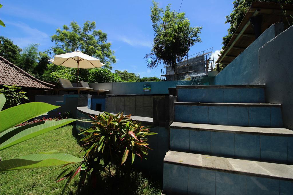 Lembah Bhucarya Hotel Nusa Lembongan  Exterior photo